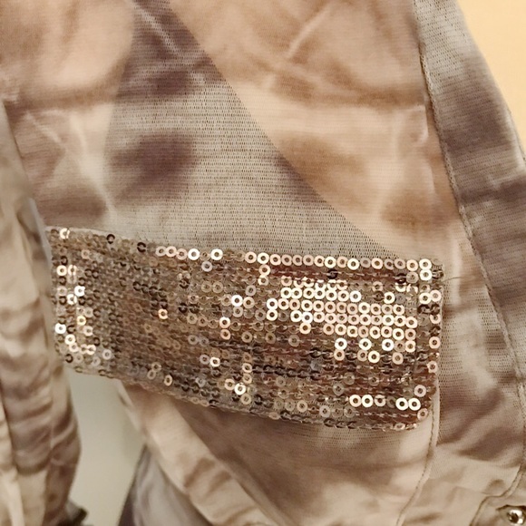 EUC Tie Dyed Button Up Top & Tank Size Small - Picture 2 of 6